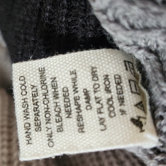 no comment waffle knit sweater - Picture 10 of 10